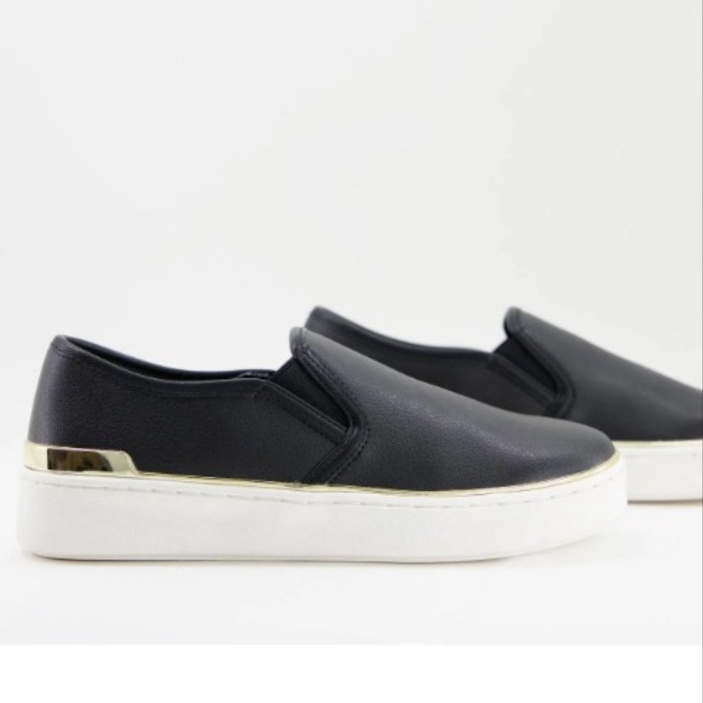 London Rebel slip on sneakers with metal trim in black